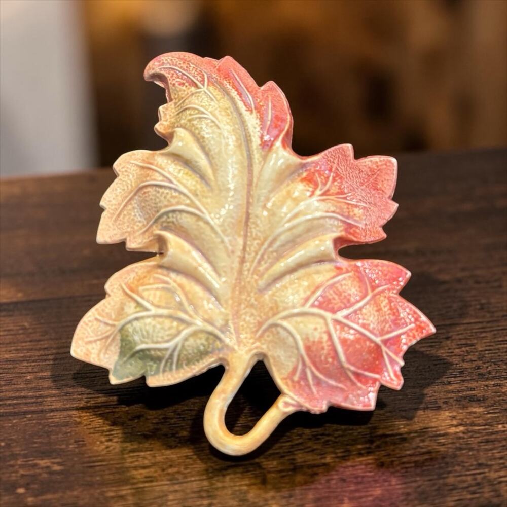 Art Deco Autumn Leaf Brooch Early Plastic Coral Cream C Clasp Long Pin